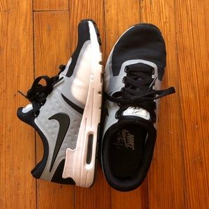 Nike Air Max Zeroes